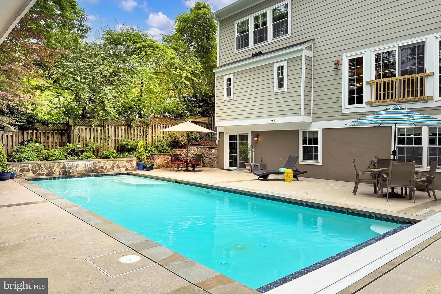 7221 TIMBER LN, FALLS CHURCH, Virginia 22046, 6 Bedrooms Bedrooms, ,4 BathroomsBathrooms,Residential,For sale,7221 TIMBER LN,VAFX2233936 MLS # VAFX2233936
