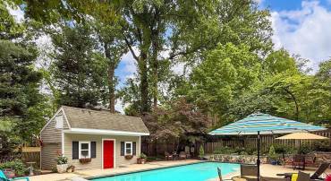 7221 TIMBER LN, FALLS CHURCH, Virginia 22046, 6 Bedrooms Bedrooms, ,4 BathroomsBathrooms,Residential,For sale,7221 TIMBER LN,VAFX2233936 MLS # VAFX2233936