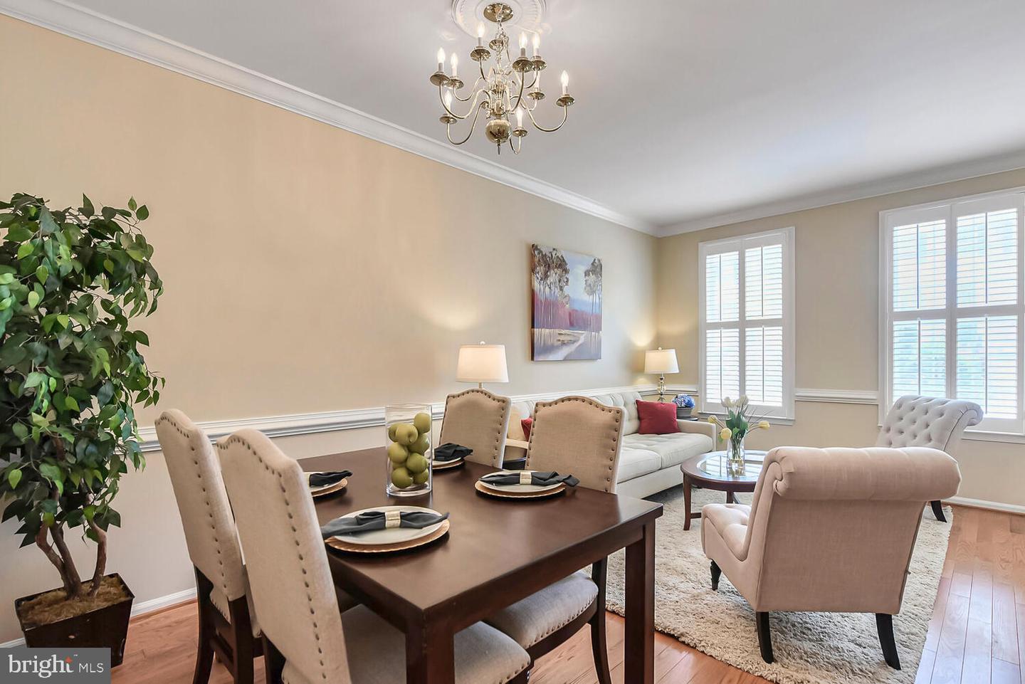 11431 HERITAGE COMMONS WAY, RESTON, Virginia 20194, 2 Bedrooms Bedrooms, ,2 BathroomsBathrooms,Residential,For sale,11431 HERITAGE COMMONS WAY,VAFX2233982 MLS # VAFX2233982