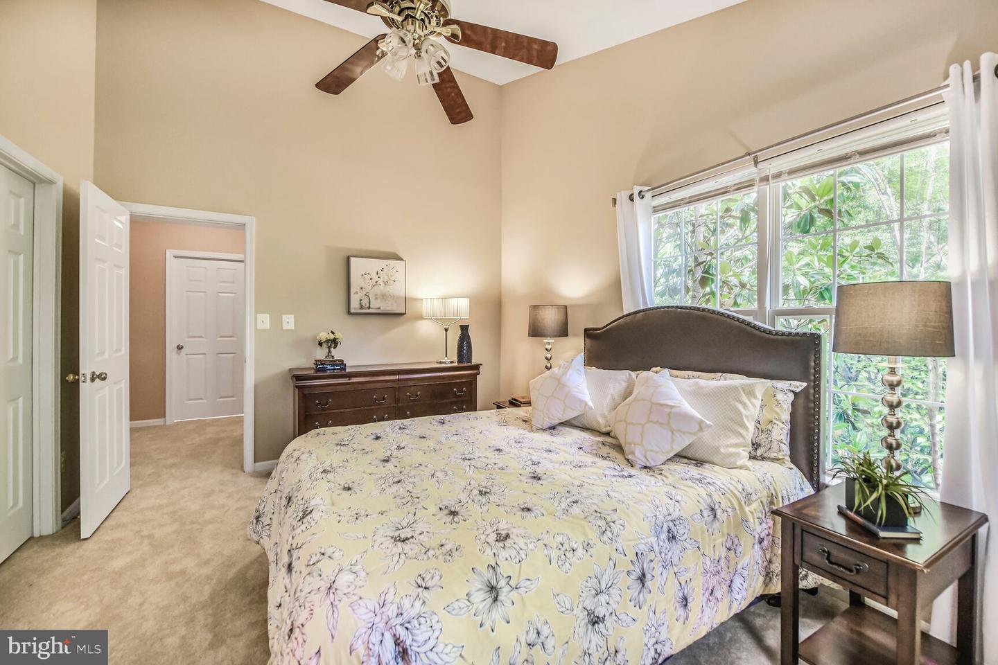 11431 HERITAGE COMMONS WAY, RESTON, Virginia 20194, 2 Bedrooms Bedrooms, ,2 BathroomsBathrooms,Residential,For sale,11431 HERITAGE COMMONS WAY,VAFX2233982 MLS # VAFX2233982