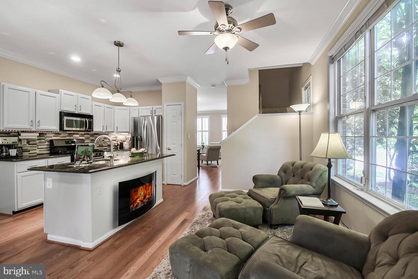11431 HERITAGE COMMONS WAY, RESTON, Virginia 20194, 2 Bedrooms Bedrooms, ,2 BathroomsBathrooms,Residential,For sale,11431 HERITAGE COMMONS WAY,VAFX2233982 MLS # VAFX2233982