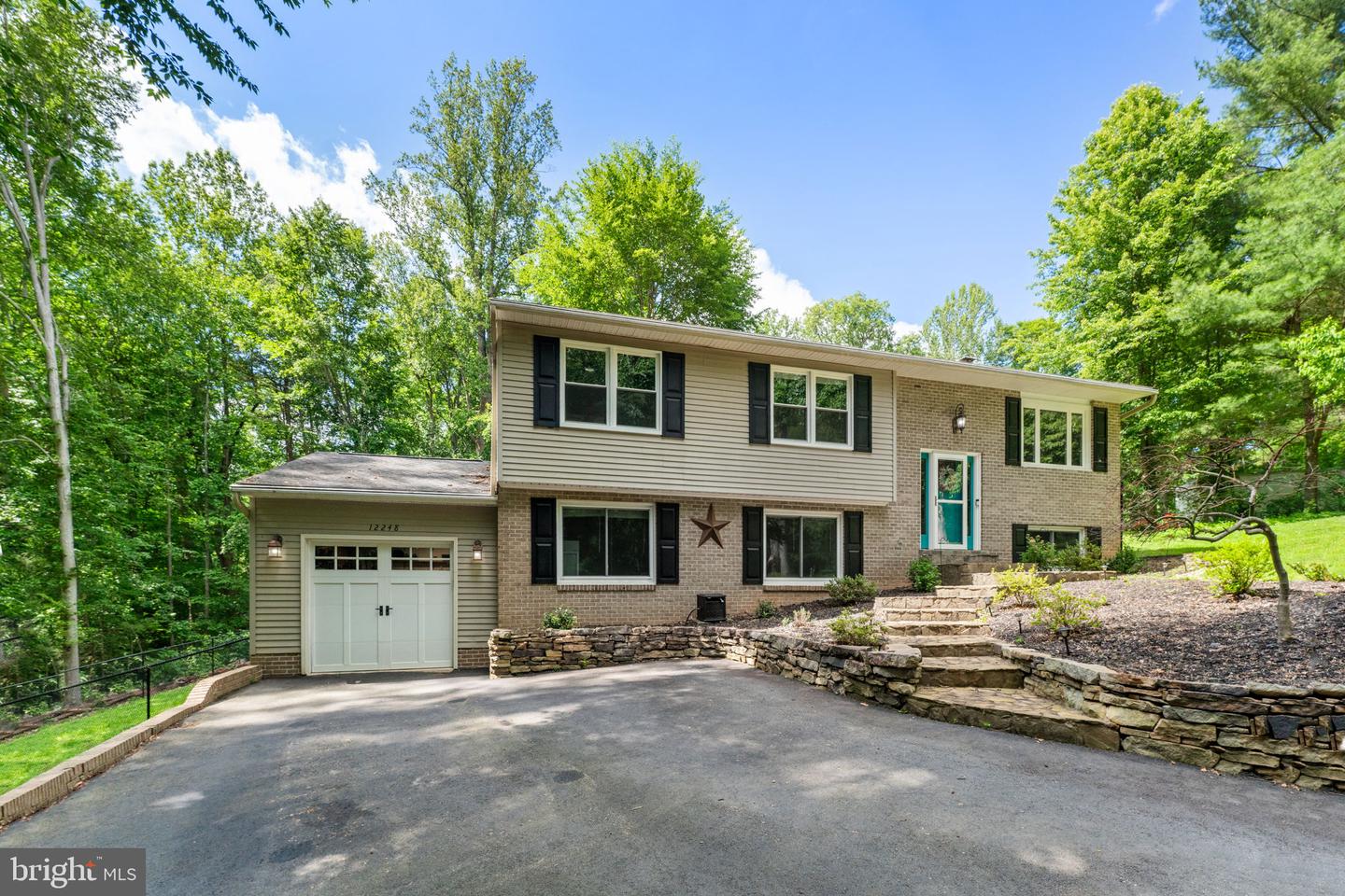 12248 CHINABERRY CT, MANASSAS, Virginia 20112, 4 Bedrooms Bedrooms, ,3 BathroomsBathrooms,Residential,For sale,12248 CHINABERRY CT,VAPW2092016 MLS # VAPW2092016