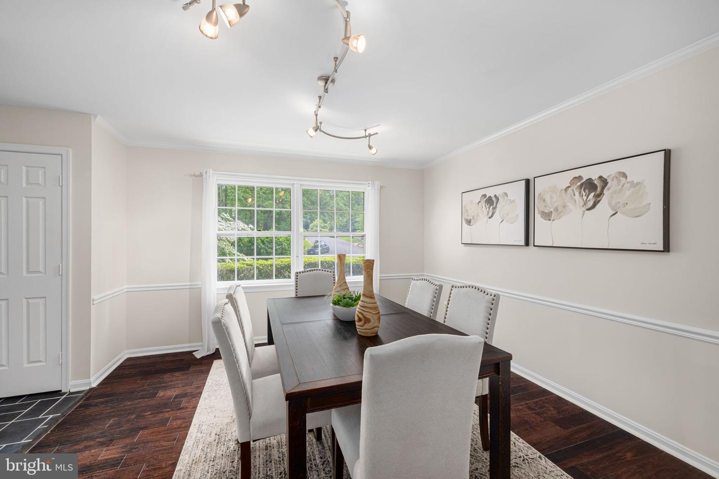 1517 SNUGHILL CT, VIENNA, Virginia 22182, 5 Bedrooms Bedrooms, ,3 BathroomsBathrooms,Residential,For sale,1517 SNUGHILL CT,VAFX2235284 MLS # VAFX2235284