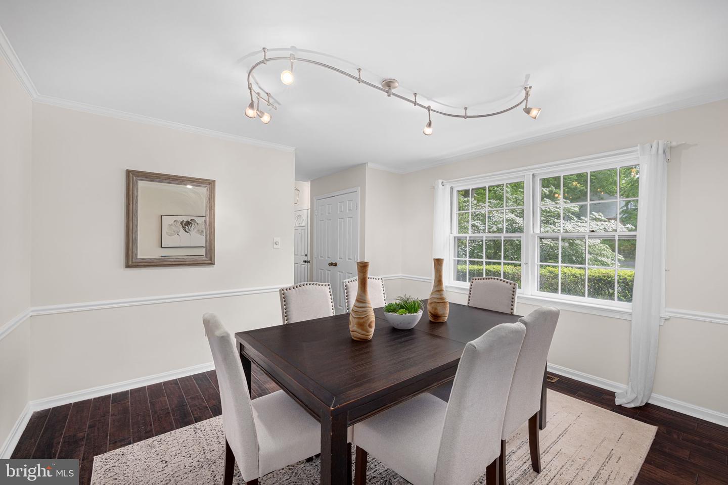 1517 SNUGHILL CT, VIENNA, Virginia 22182, 5 Bedrooms Bedrooms, ,3 BathroomsBathrooms,Residential,For sale,1517 SNUGHILL CT,VAFX2235284 MLS # VAFX2235284
