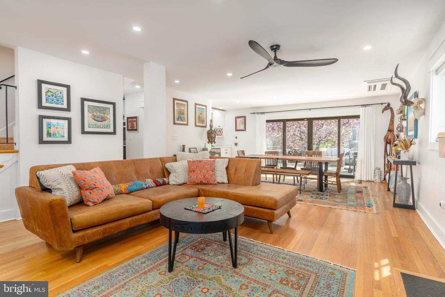 5011 CHEVY CHASE PKWY NW, WASHINGTON, District Of Columbia 20008, 7 Bedrooms Bedrooms, ,4 BathroomsBathrooms,Residential,For sale,5011 CHEVY CHASE PKWY NW,DCDC2196392 MLS # DCDC2196392