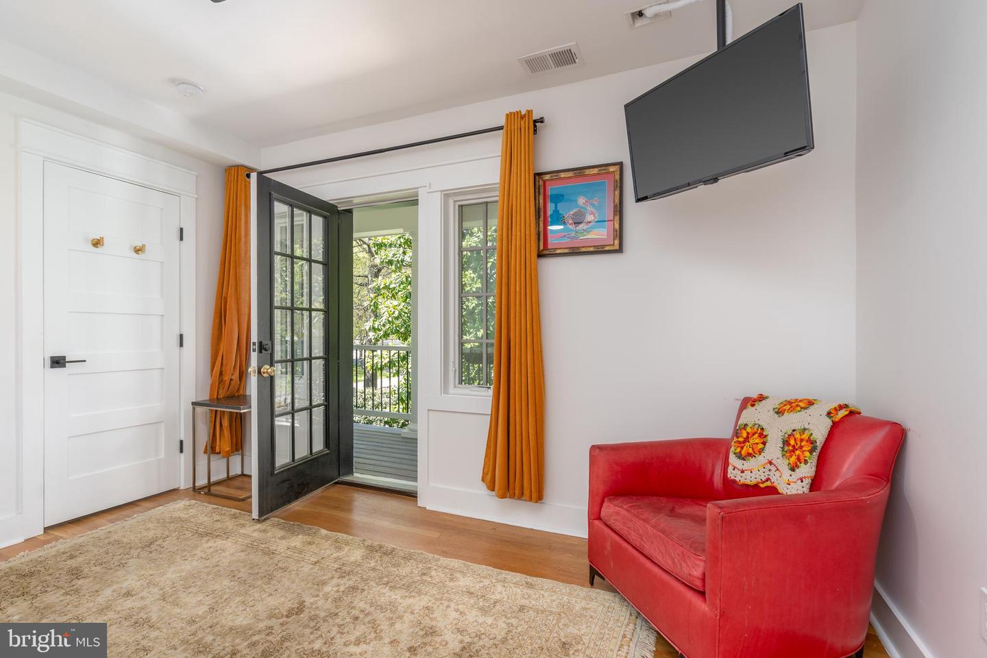 5011 CHEVY CHASE PKWY NW, WASHINGTON, District Of Columbia 20008, 7 Bedrooms Bedrooms, ,4 BathroomsBathrooms,Residential,For sale,5011 CHEVY CHASE PKWY NW,DCDC2196392 MLS # DCDC2196392