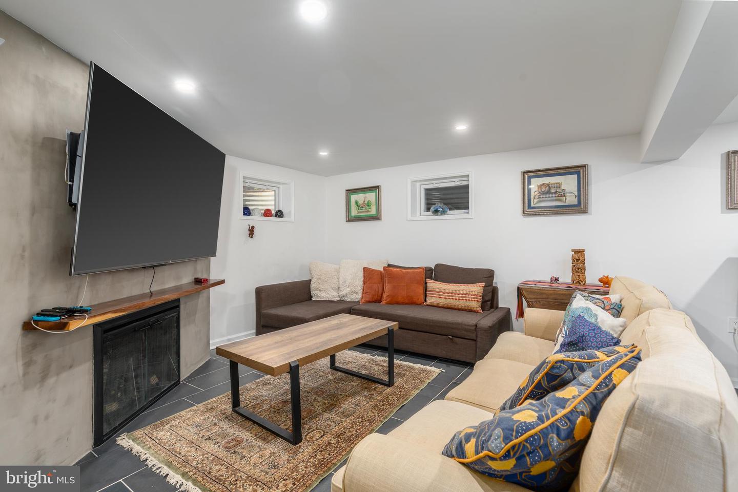 5011 CHEVY CHASE PKWY NW, WASHINGTON, District Of Columbia 20008, 7 Bedrooms Bedrooms, ,4 BathroomsBathrooms,Residential,For sale,5011 CHEVY CHASE PKWY NW,DCDC2196392 MLS # DCDC2196392
