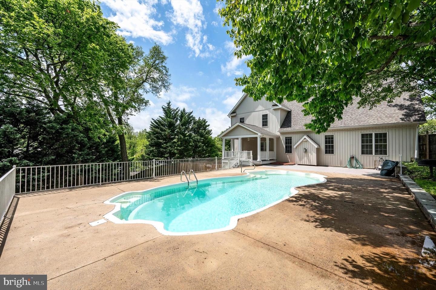 504 OLD FORT RD, WINCHESTER, Virginia 22601, 5 Bedrooms Bedrooms, ,4 BathroomsBathrooms,Residential,For sale,504 OLD FORT RD,VAWI2007556 MLS # VAWI2007556