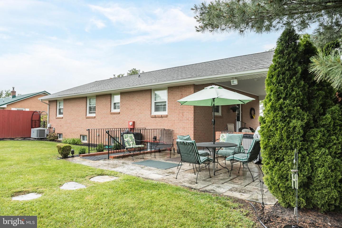 1085 GREENWOOD RD, WINCHESTER, Virginia 22602, 2 Bedrooms Bedrooms, ,2 BathroomsBathrooms,Residential,For sale,1085 GREENWOOD RD,VAFV2033708 MLS # VAFV2033708