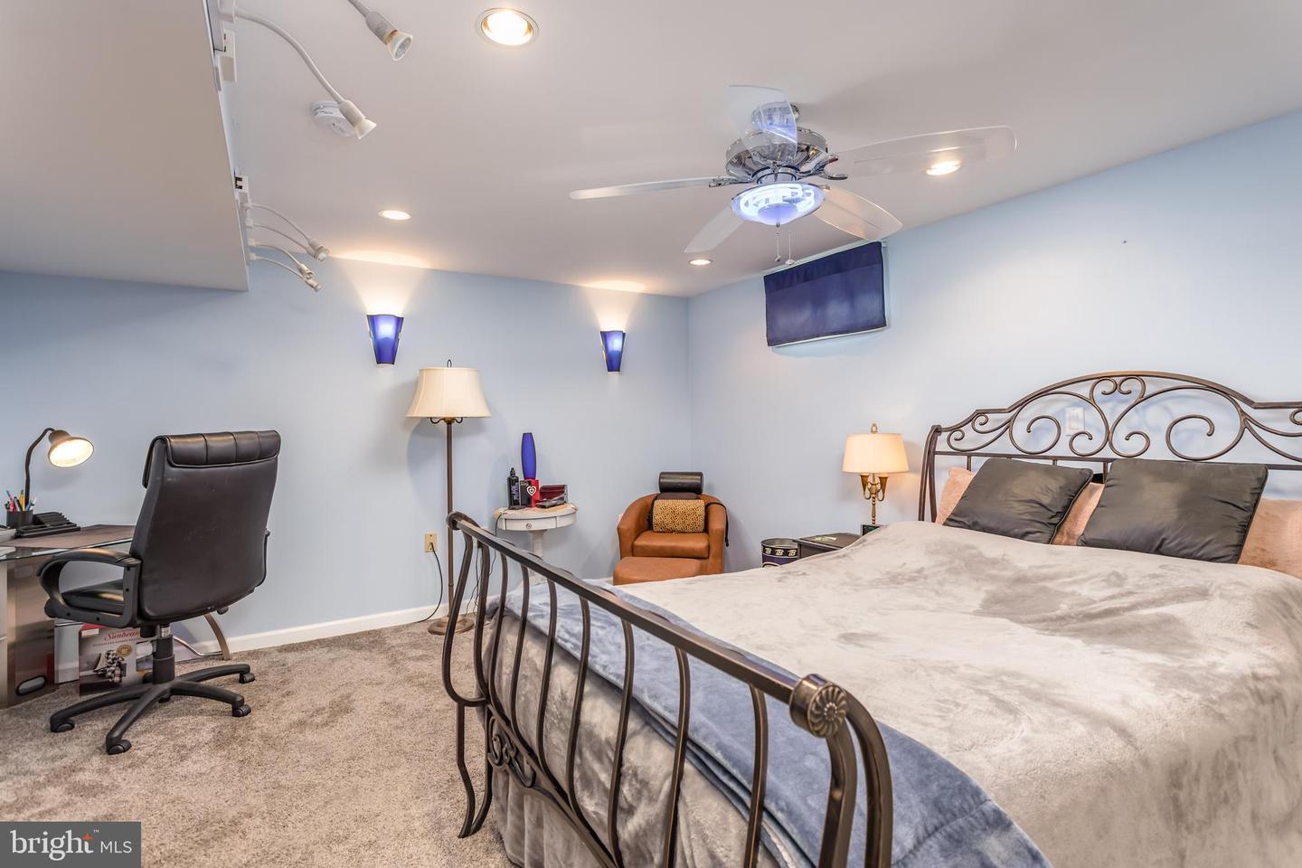 1085 GREENWOOD RD, WINCHESTER, Virginia 22602, 2 Bedrooms Bedrooms, ,2 BathroomsBathrooms,Residential,For sale,1085 GREENWOOD RD,VAFV2033708 MLS # VAFV2033708