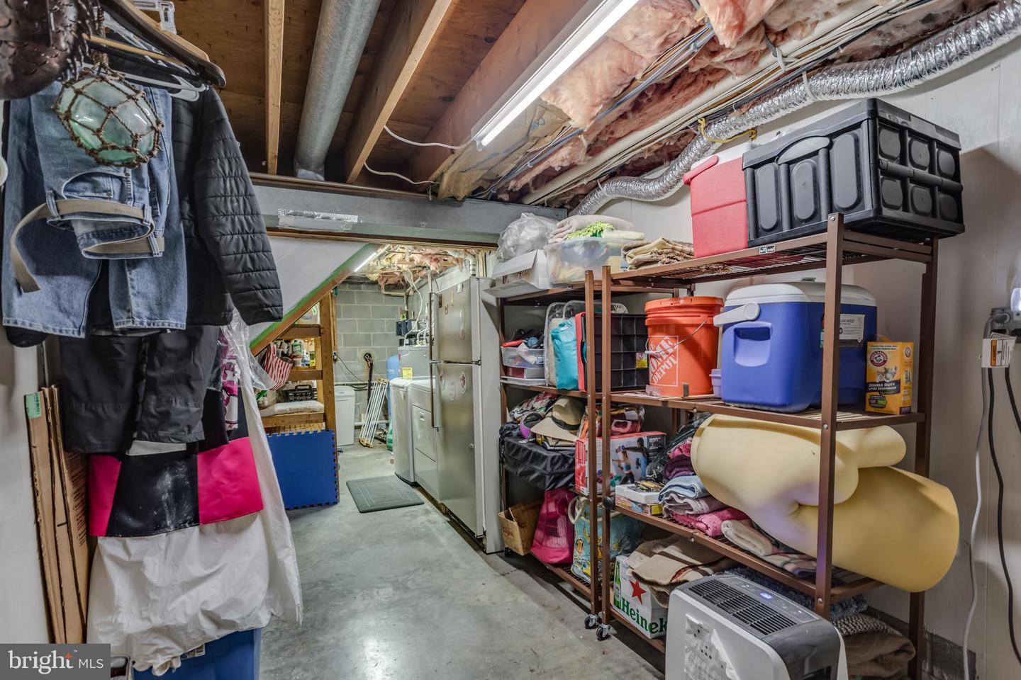 1085 GREENWOOD RD, WINCHESTER, Virginia 22602, 2 Bedrooms Bedrooms, ,2 BathroomsBathrooms,Residential,For sale,1085 GREENWOOD RD,VAFV2033708 MLS # VAFV2033708