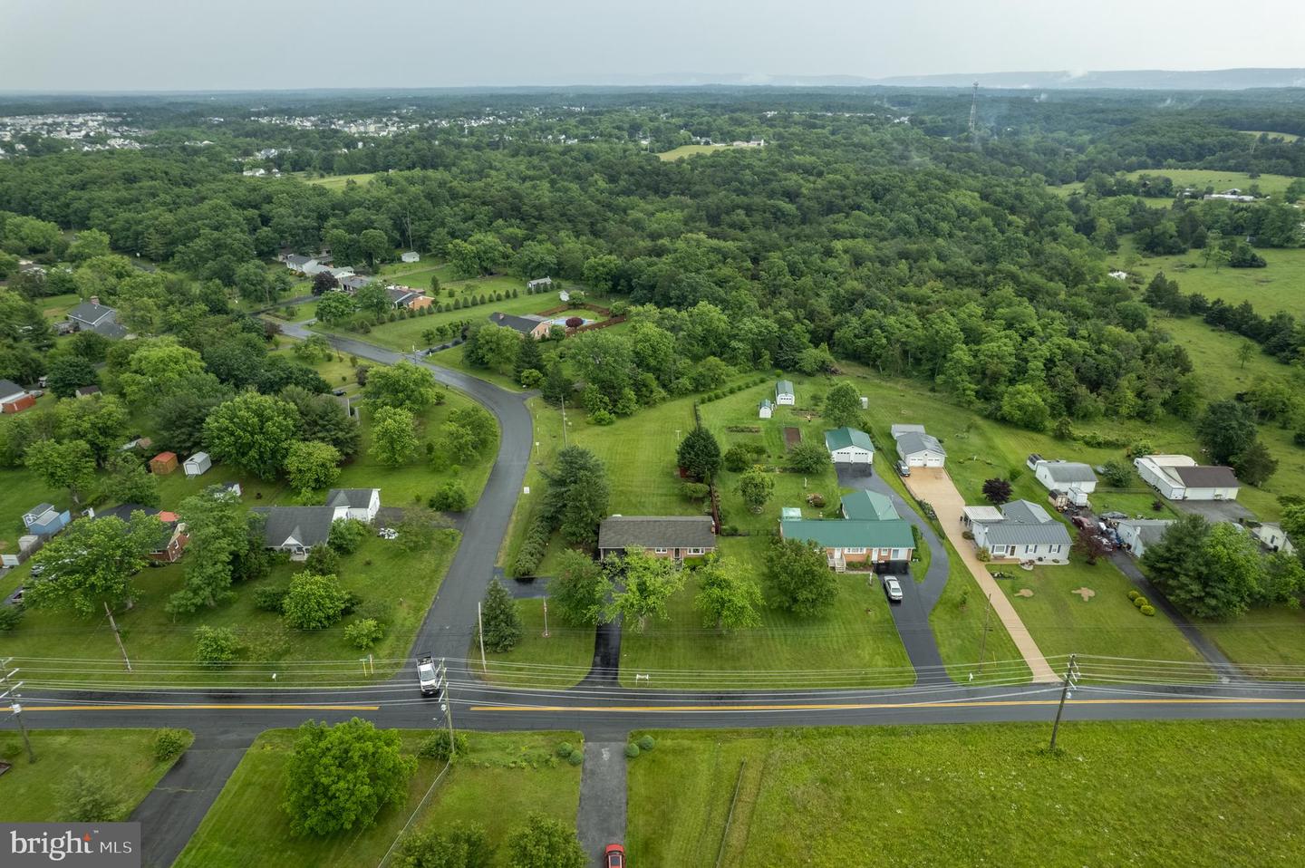 1085 GREENWOOD RD, WINCHESTER, Virginia 22602, 2 Bedrooms Bedrooms, ,2 BathroomsBathrooms,Residential,For sale,1085 GREENWOOD RD,VAFV2033708 MLS # VAFV2033708