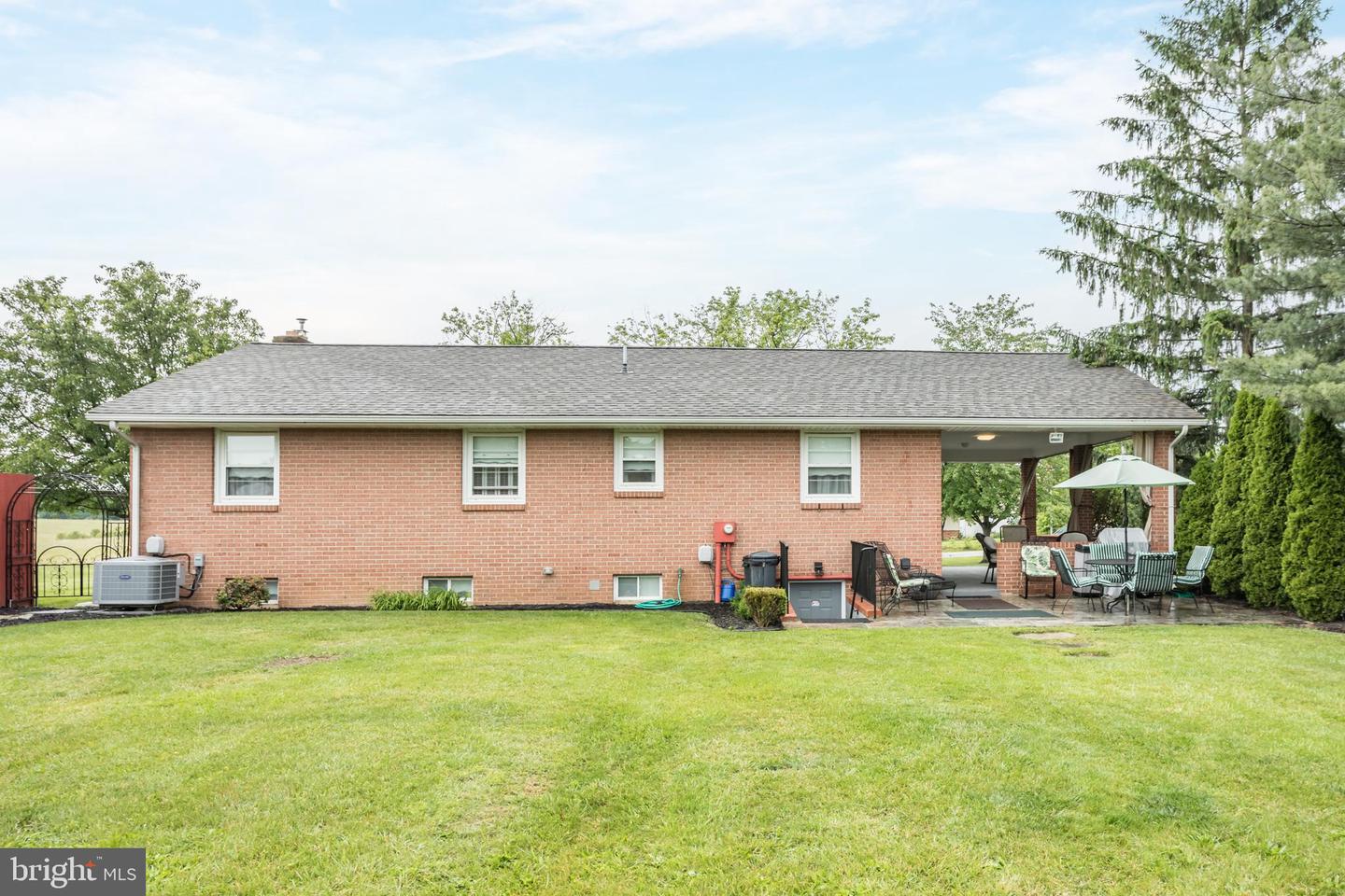 1085 GREENWOOD RD, WINCHESTER, Virginia 22602, 2 Bedrooms Bedrooms, ,2 BathroomsBathrooms,Residential,For sale,1085 GREENWOOD RD,VAFV2033708 MLS # VAFV2033708