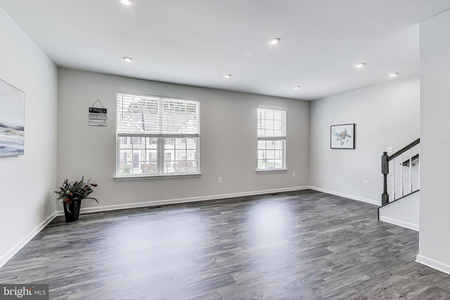 520 VIEW POINT WAY, FREDERICKSBURG, Virginia 22405, 3 Bedrooms Bedrooms, ,2 BathroomsBathrooms,Residential,For sale,520 VIEW POINT WAY,VAST2038424 MLS # VAST2038424