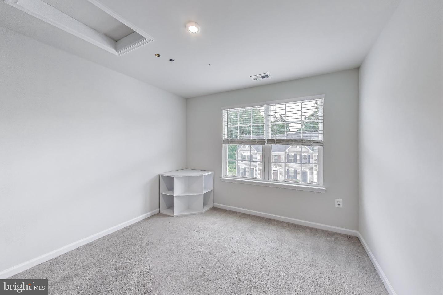 520 VIEW POINT WAY, FREDERICKSBURG, Virginia 22405, 3 Bedrooms Bedrooms, ,2 BathroomsBathrooms,Residential,For sale,520 VIEW POINT WAY,VAST2038424 MLS # VAST2038424