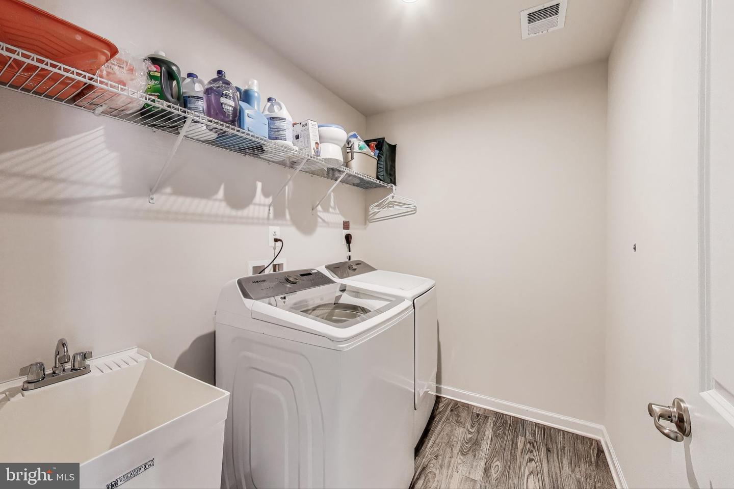520 VIEW POINT WAY, FREDERICKSBURG, Virginia 22405, 3 Bedrooms Bedrooms, ,2 BathroomsBathrooms,Residential,For sale,520 VIEW POINT WAY,VAST2038424 MLS # VAST2038424
