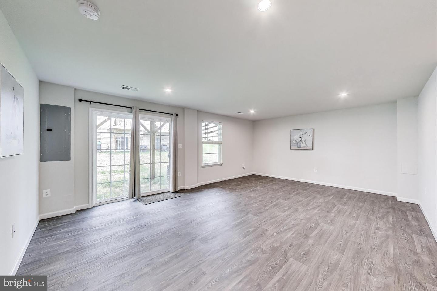 520 VIEW POINT WAY, FREDERICKSBURG, Virginia 22405, 3 Bedrooms Bedrooms, ,2 BathroomsBathrooms,Residential,For sale,520 VIEW POINT WAY,VAST2038424 MLS # VAST2038424