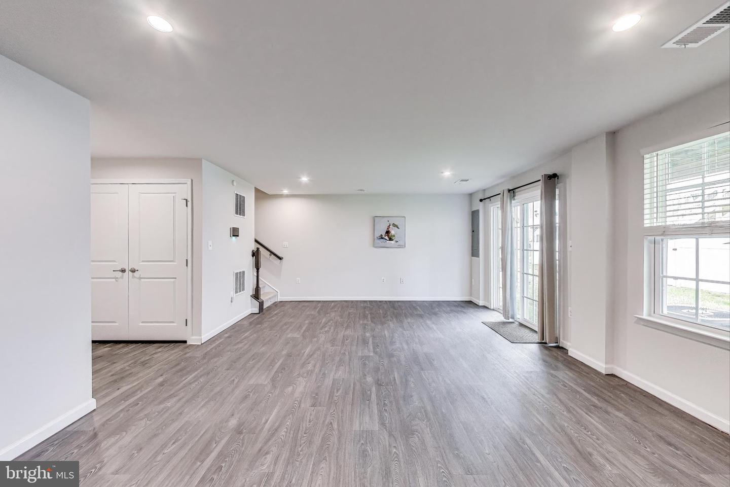 520 VIEW POINT WAY, FREDERICKSBURG, Virginia 22405, 3 Bedrooms Bedrooms, ,2 BathroomsBathrooms,Residential,For sale,520 VIEW POINT WAY,VAST2038424 MLS # VAST2038424