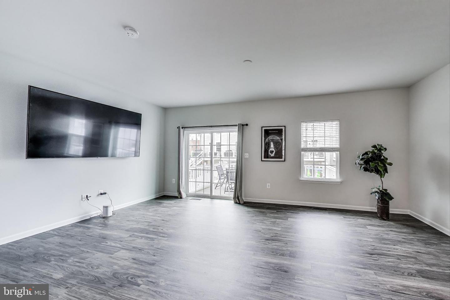 520 VIEW POINT WAY, FREDERICKSBURG, Virginia 22405, 3 Bedrooms Bedrooms, ,2 BathroomsBathrooms,Residential,For sale,520 VIEW POINT WAY,VAST2038424 MLS # VAST2038424