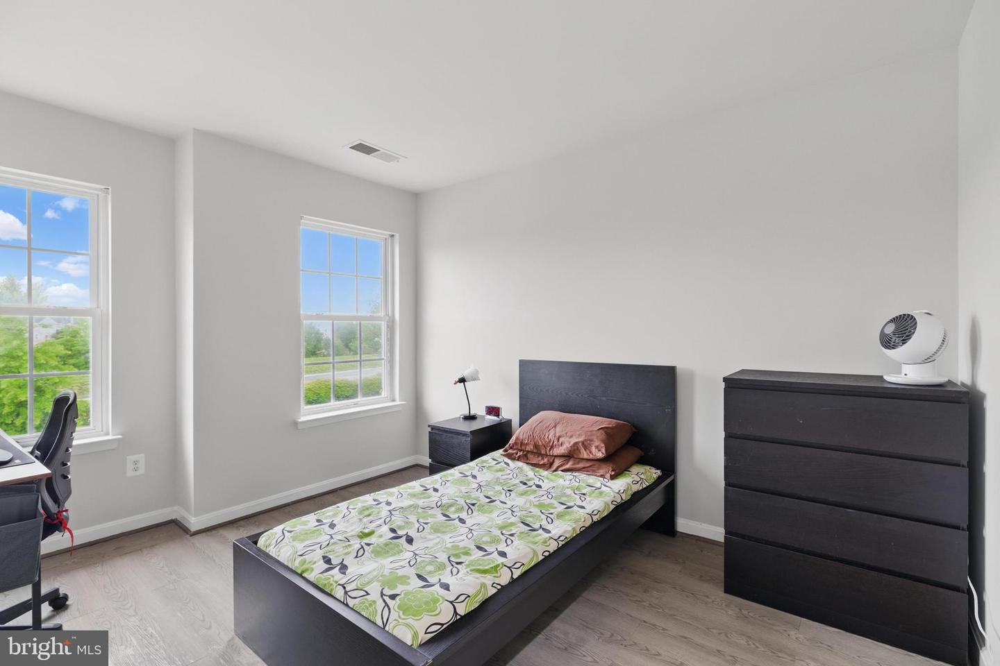 9078 BREWER CREEK PL, MANASSAS, Virginia 20109, 3 Bedrooms Bedrooms, ,2 BathroomsBathrooms,Residential,For sale,9078 BREWER CREEK PL,VAPW2093646 MLS # VAPW2093646