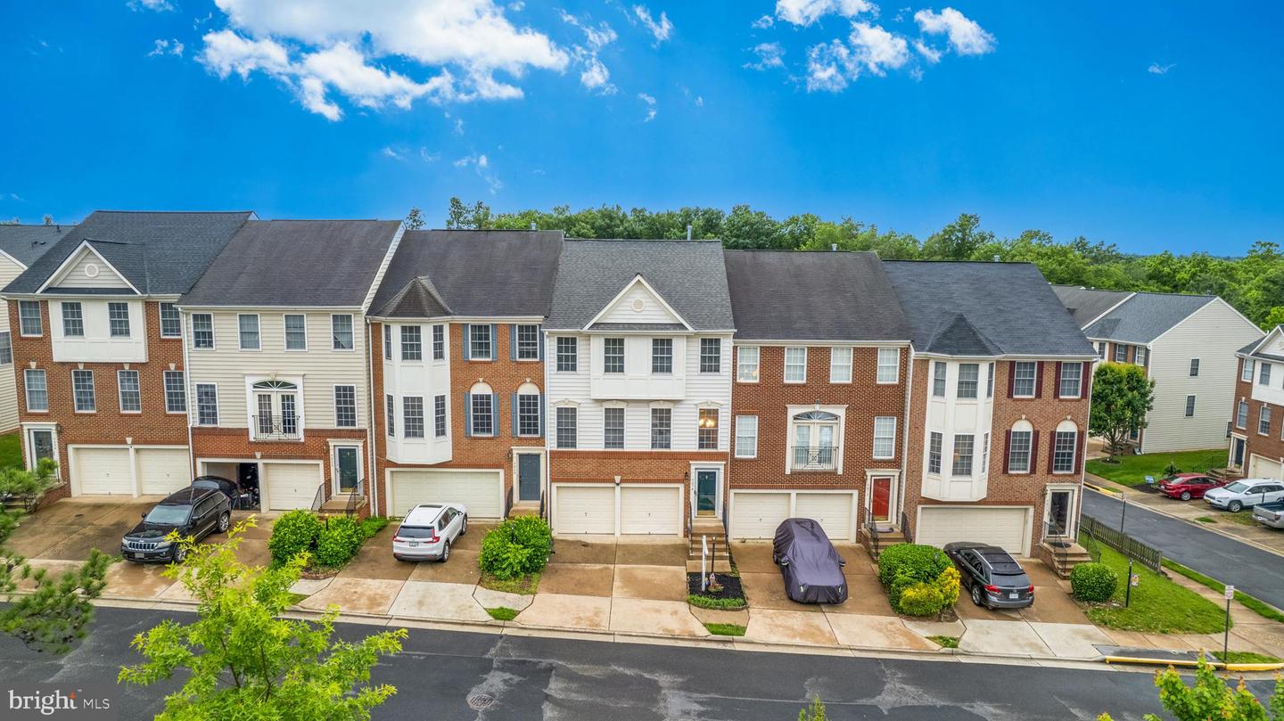 9078 BREWER CREEK PL, MANASSAS, Virginia 20109, 3 Bedrooms Bedrooms, ,2 BathroomsBathrooms,Residential,For sale,9078 BREWER CREEK PL,VAPW2093646 MLS # VAPW2093646