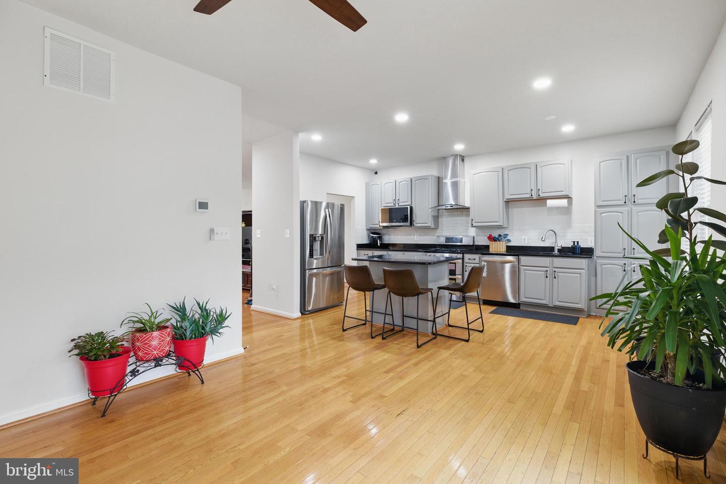 9078 BREWER CREEK PL, MANASSAS, Virginia 20109, 3 Bedrooms Bedrooms, ,2 BathroomsBathrooms,Residential,For sale,9078 BREWER CREEK PL,VAPW2093646 MLS # VAPW2093646