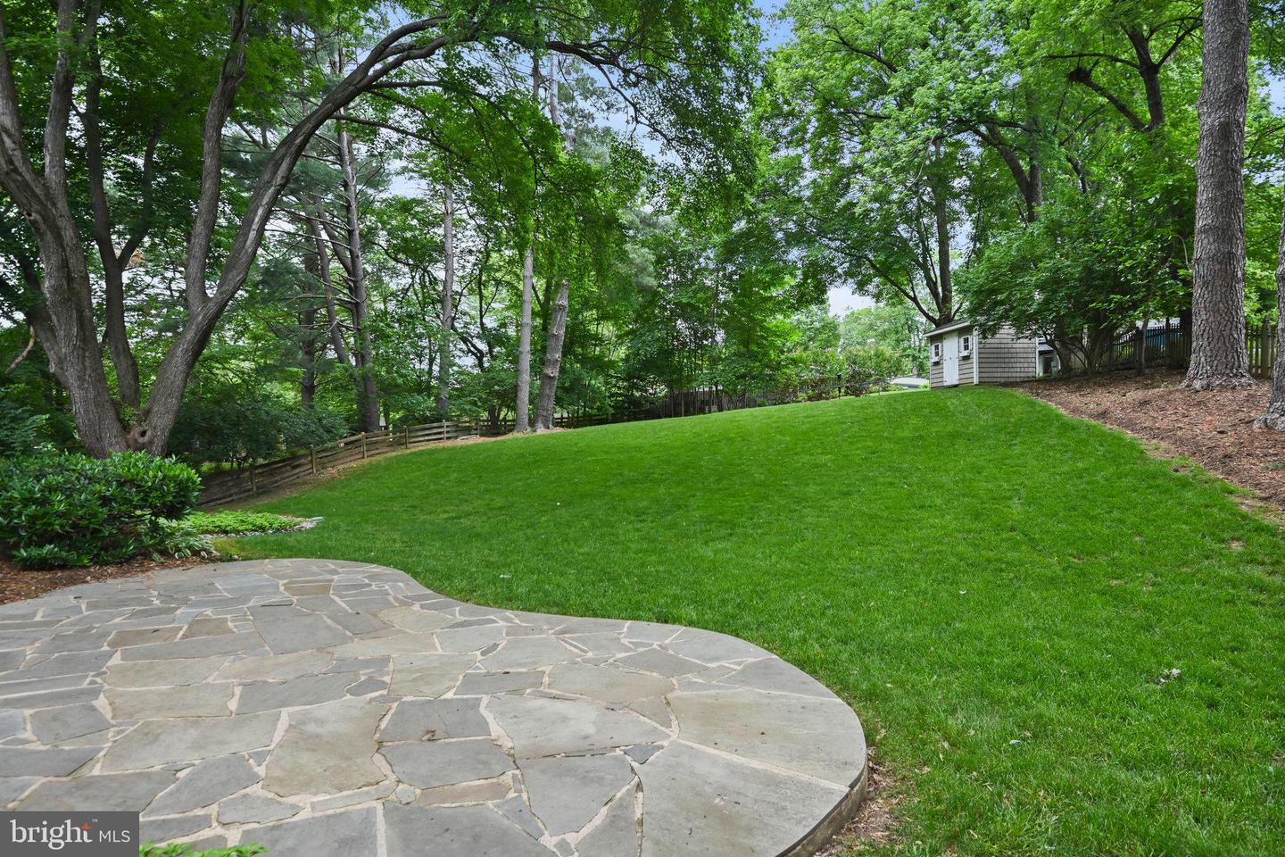 503 COLONY CT NW, VIENNA, Virginia 22180, 4 Bedrooms Bedrooms, ,3 BathroomsBathrooms,Residential,For sale,503 COLONY CT NW,VAFX2238064 MLS # VAFX2238064