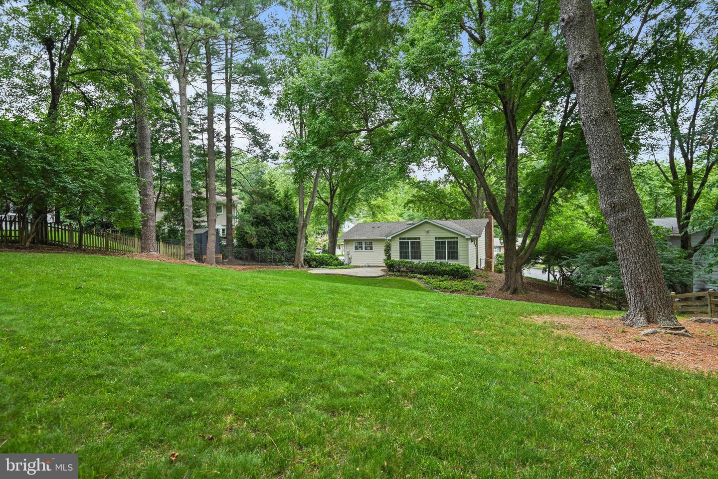 503 COLONY CT NW, VIENNA, Virginia 22180, 4 Bedrooms Bedrooms, ,3 BathroomsBathrooms,Residential,For sale,503 COLONY CT NW,VAFX2238064 MLS # VAFX2238064