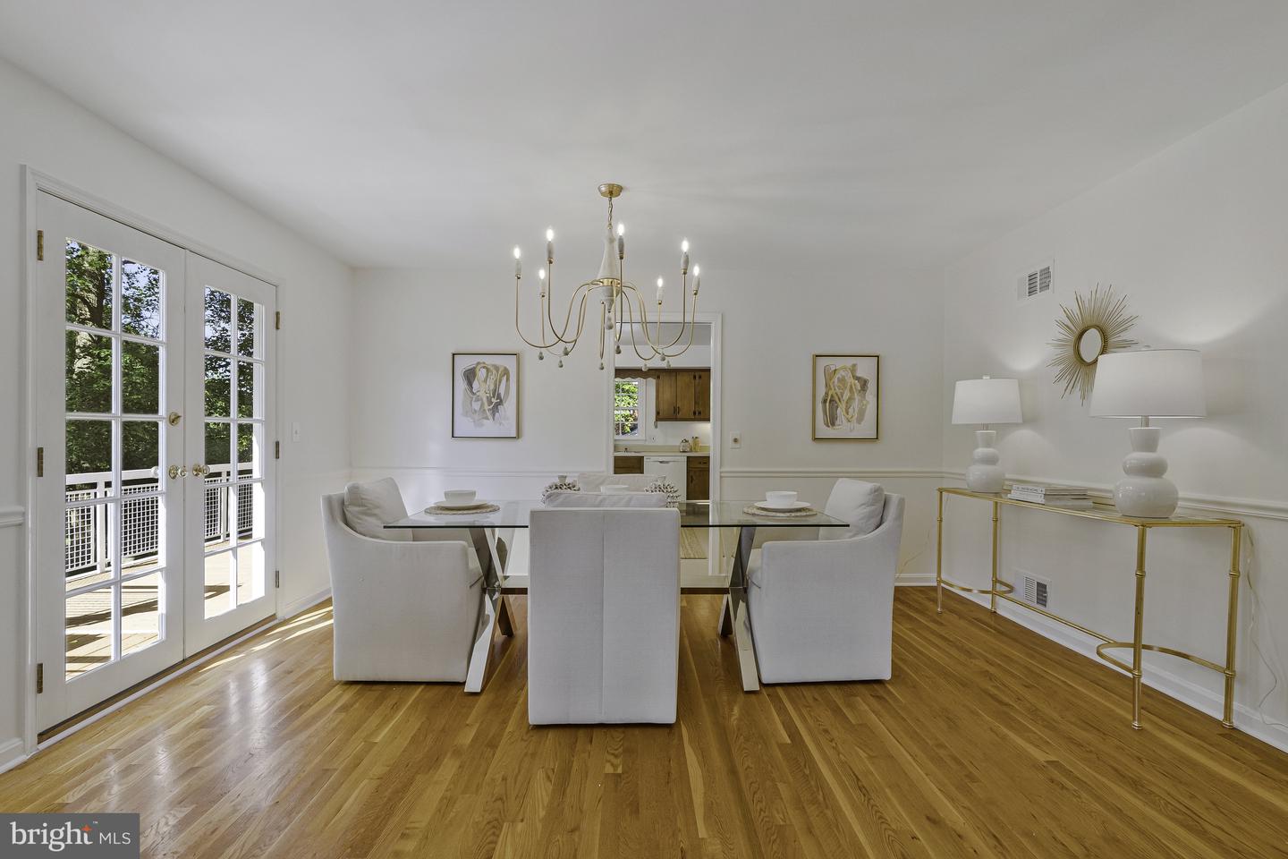 8009 LEWINSVILLE RD, MCLEAN, Virginia 22102, 5 Bedrooms Bedrooms, ,3 BathroomsBathrooms,Residential,For sale,8009 LEWINSVILLE RD,VAFX2238382 MLS # VAFX2238382