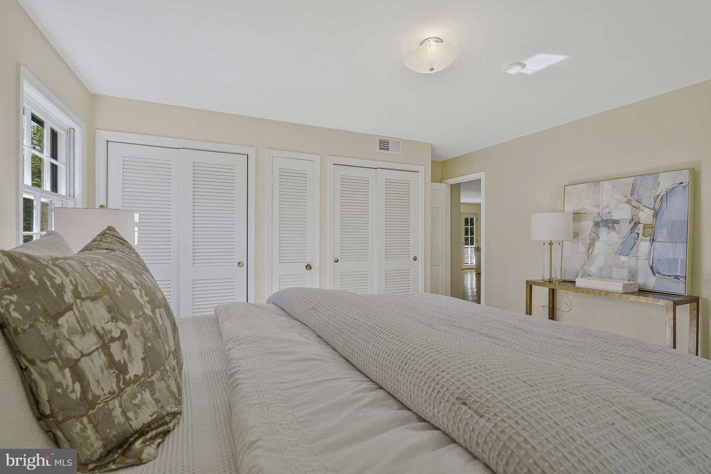 8009 LEWINSVILLE RD, MCLEAN, Virginia 22102, 5 Bedrooms Bedrooms, ,3 BathroomsBathrooms,Residential,For sale,8009 LEWINSVILLE RD,VAFX2238382 MLS # VAFX2238382