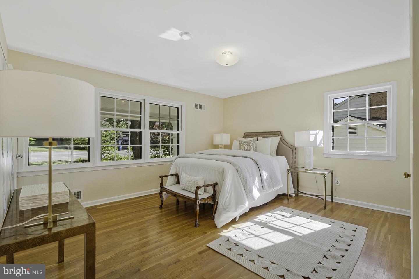 8009 LEWINSVILLE RD, MCLEAN, Virginia 22102, 5 Bedrooms Bedrooms, ,3 BathroomsBathrooms,Residential,For sale,8009 LEWINSVILLE RD,VAFX2238382 MLS # VAFX2238382