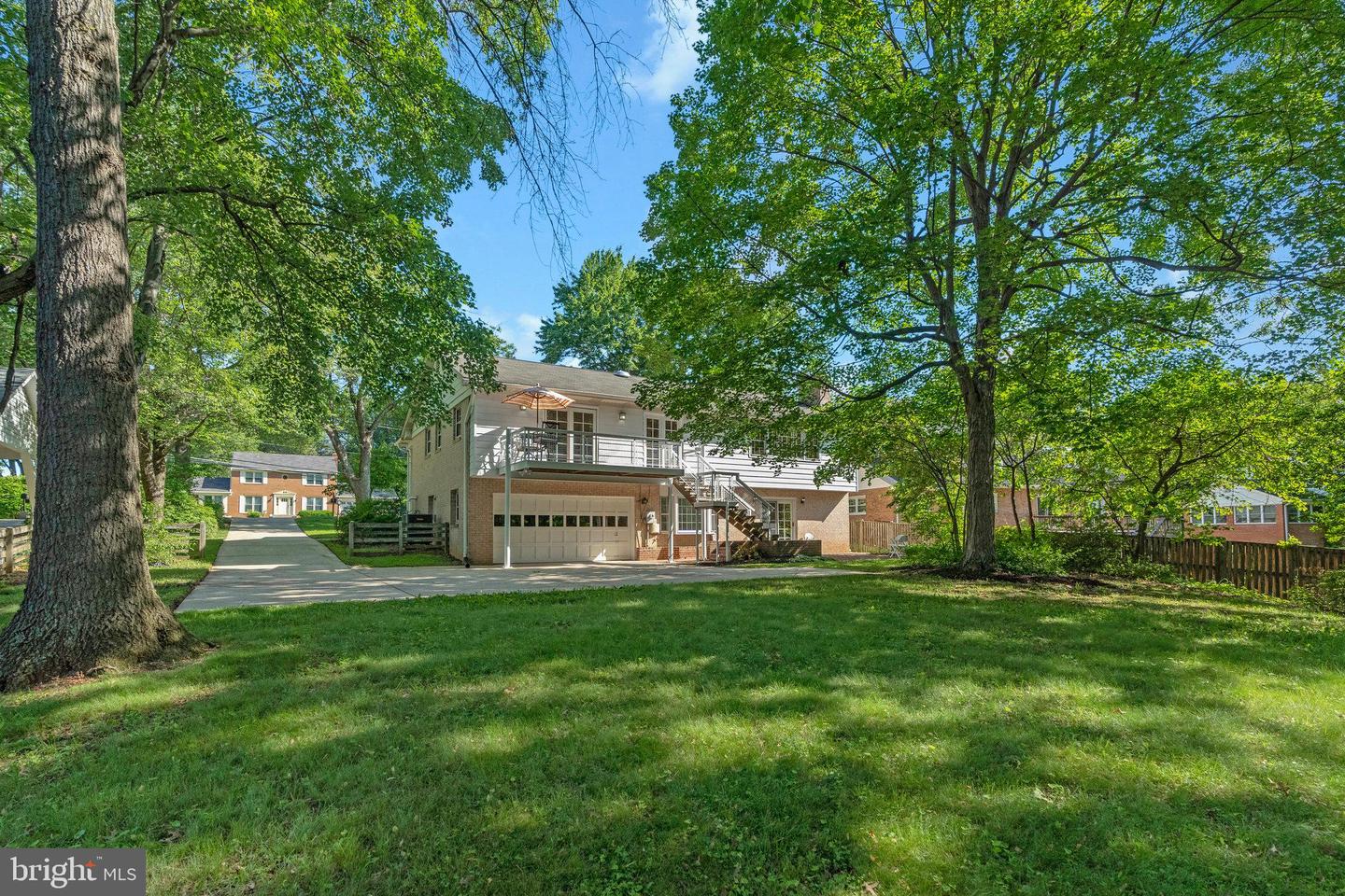 8009 LEWINSVILLE RD, MCLEAN, Virginia 22102, 5 Bedrooms Bedrooms, ,3 BathroomsBathrooms,Residential,For sale,8009 LEWINSVILLE RD,VAFX2238382 MLS # VAFX2238382