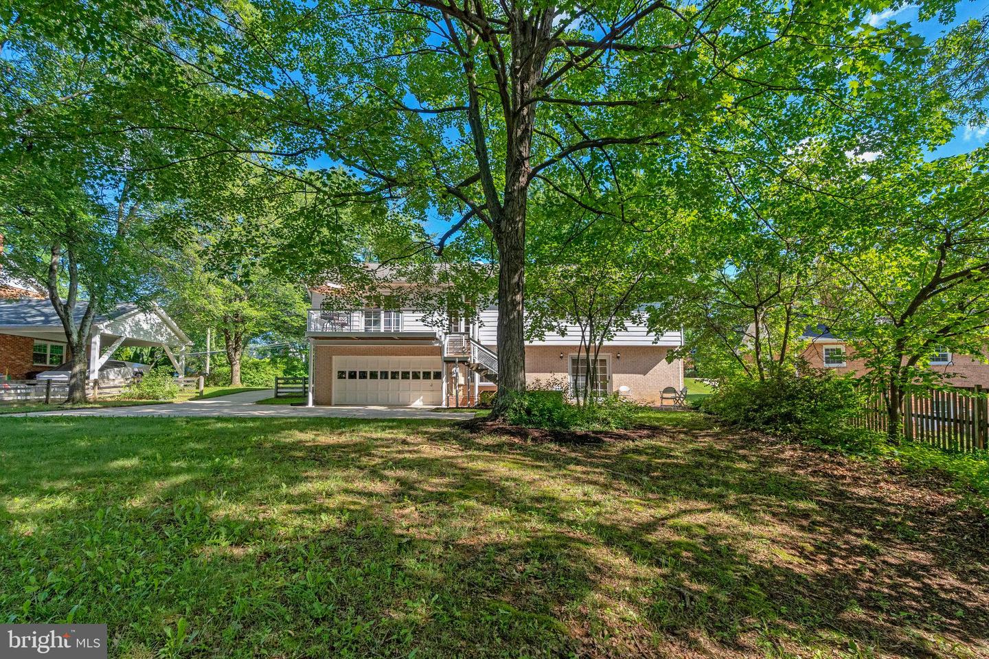 8009 LEWINSVILLE RD, MCLEAN, Virginia 22102, 5 Bedrooms Bedrooms, ,3 BathroomsBathrooms,Residential,For sale,8009 LEWINSVILLE RD,VAFX2238382 MLS # VAFX2238382