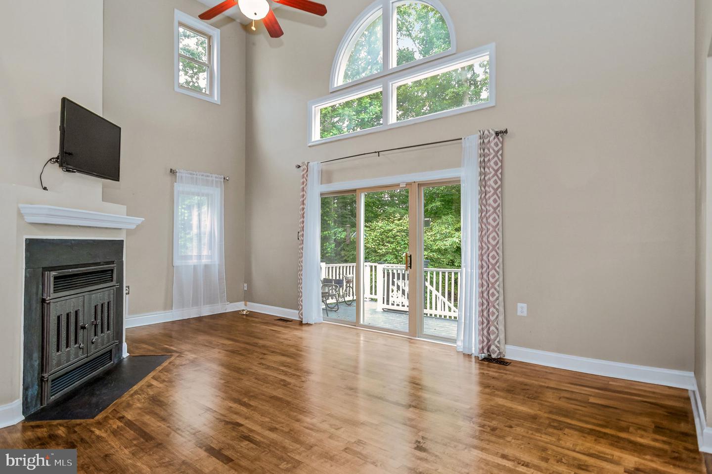 11980 HOME GUARD DR, WOODBRIDGE, Virginia 22192, 3 Bedrooms Bedrooms, ,3 BathroomsBathrooms,Residential,For sale,11980 HOME GUARD DR,VAPW2093996 MLS # VAPW2093996