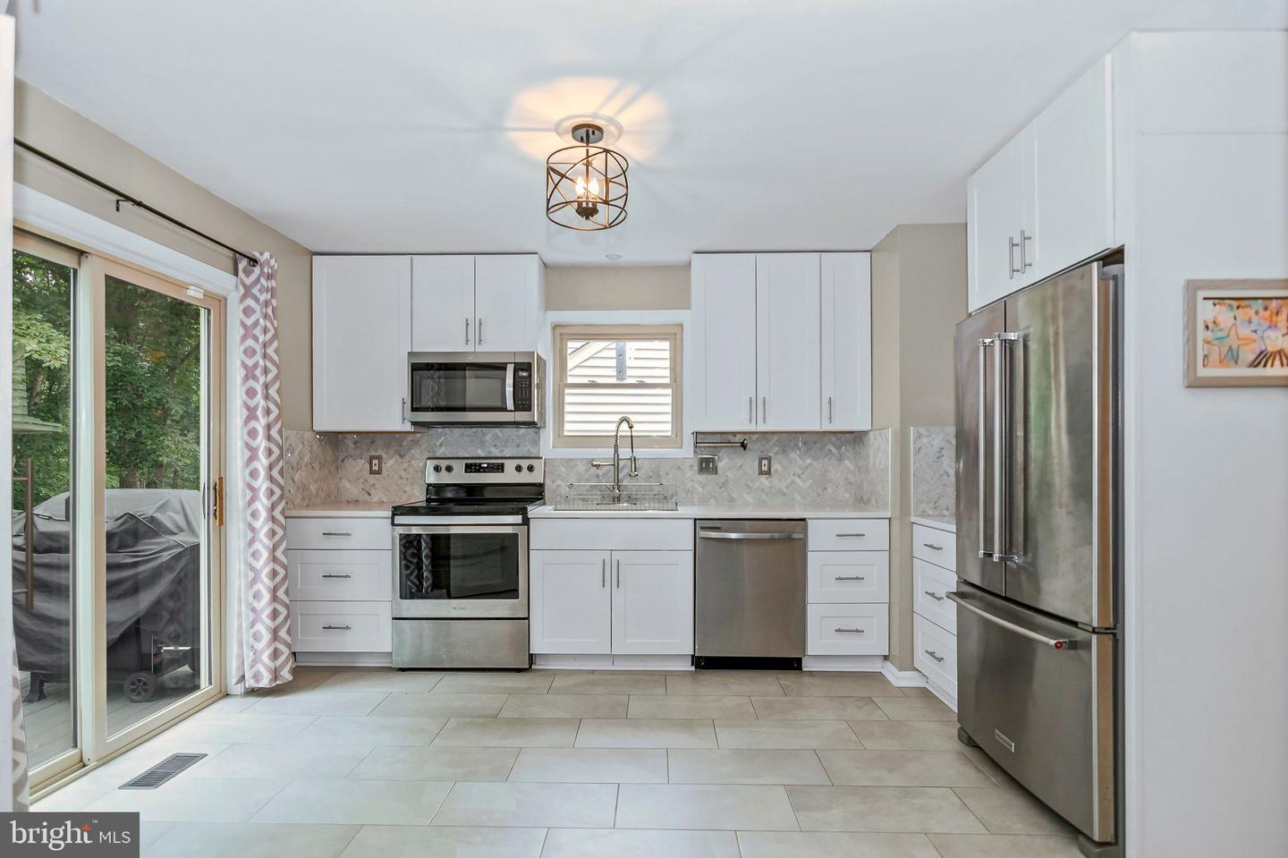 11980 HOME GUARD DR, WOODBRIDGE, Virginia 22192, 3 Bedrooms Bedrooms, ,3 BathroomsBathrooms,Residential,For sale,11980 HOME GUARD DR,VAPW2093996 MLS # VAPW2093996