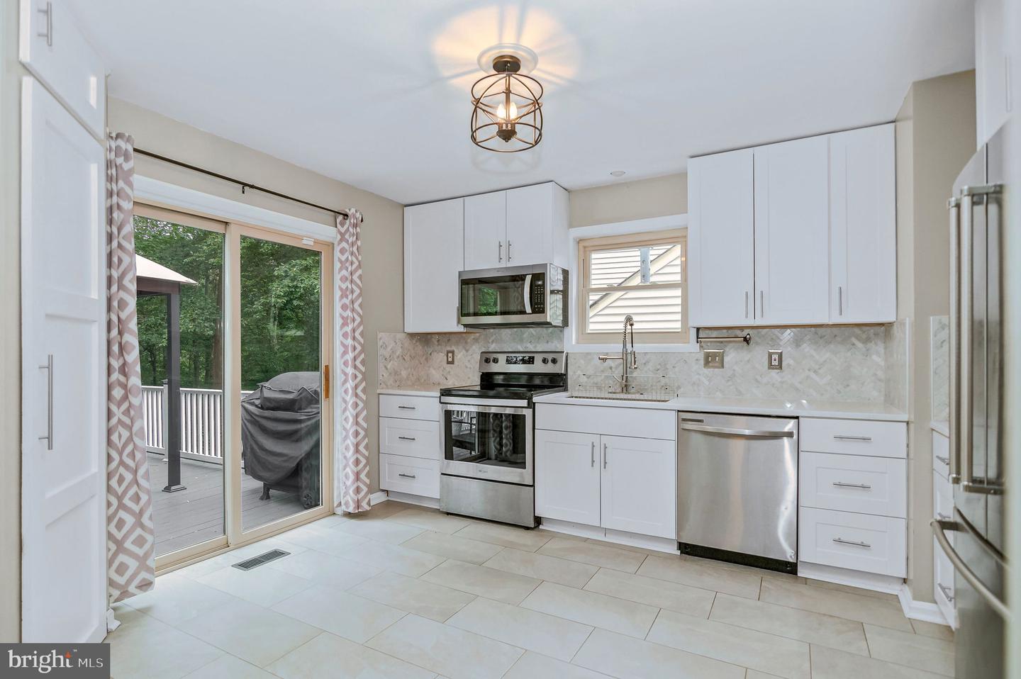 11980 HOME GUARD DR, WOODBRIDGE, Virginia 22192, 3 Bedrooms Bedrooms, ,3 BathroomsBathrooms,Residential,For sale,11980 HOME GUARD DR,VAPW2093996 MLS # VAPW2093996