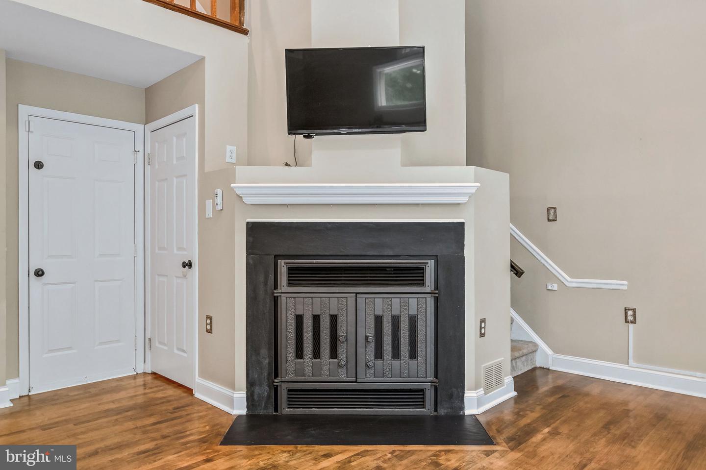 11980 HOME GUARD DR, WOODBRIDGE, Virginia 22192, 3 Bedrooms Bedrooms, ,3 BathroomsBathrooms,Residential,For sale,11980 HOME GUARD DR,VAPW2093996 MLS # VAPW2093996