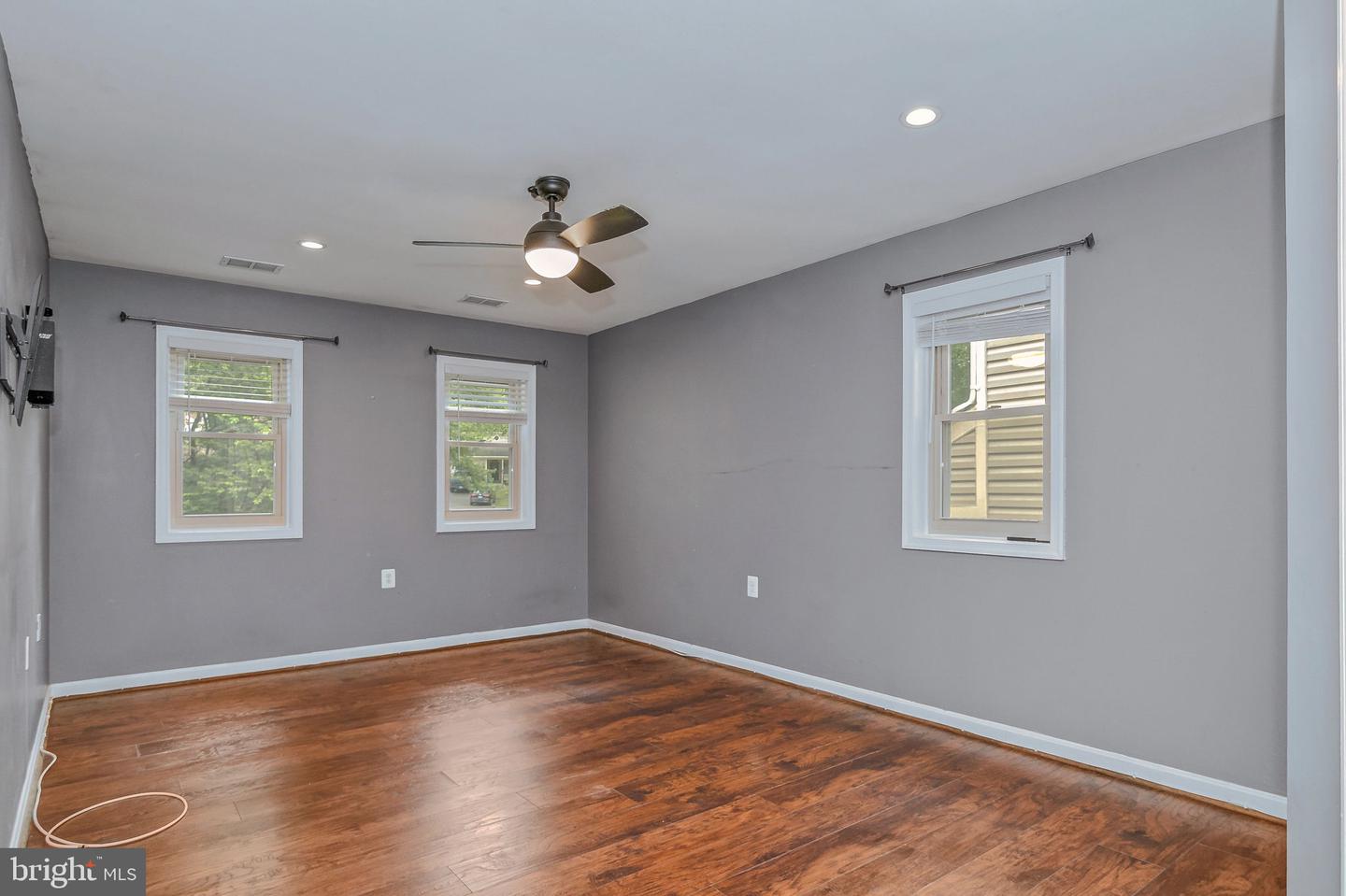 11980 HOME GUARD DR, WOODBRIDGE, Virginia 22192, 3 Bedrooms Bedrooms, ,3 BathroomsBathrooms,Residential,For sale,11980 HOME GUARD DR,VAPW2093996 MLS # VAPW2093996
