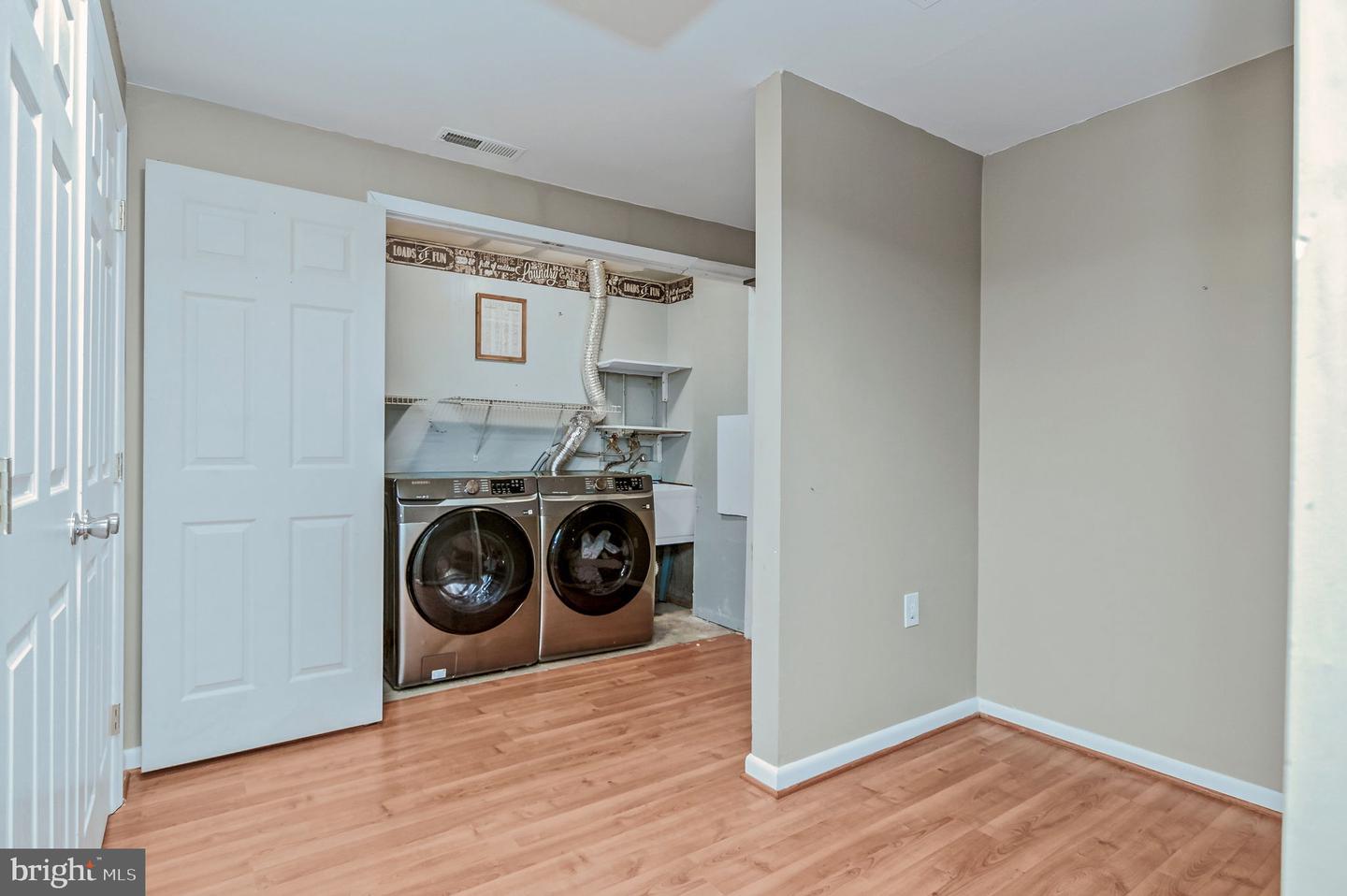 11980 HOME GUARD DR, WOODBRIDGE, Virginia 22192, 3 Bedrooms Bedrooms, ,3 BathroomsBathrooms,Residential,For sale,11980 HOME GUARD DR,VAPW2093996 MLS # VAPW2093996