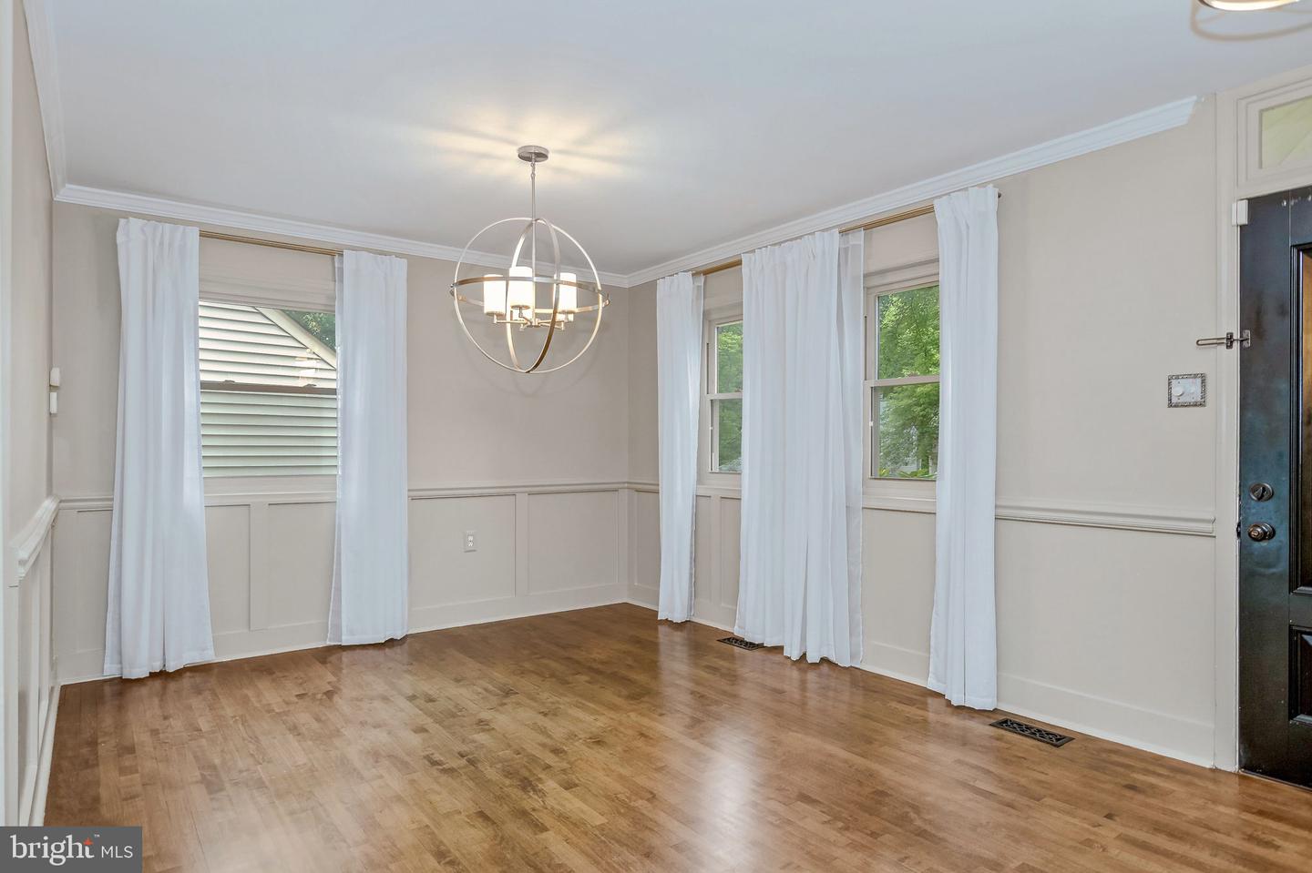 11980 HOME GUARD DR, WOODBRIDGE, Virginia 22192, 3 Bedrooms Bedrooms, ,3 BathroomsBathrooms,Residential,For sale,11980 HOME GUARD DR,VAPW2093996 MLS # VAPW2093996