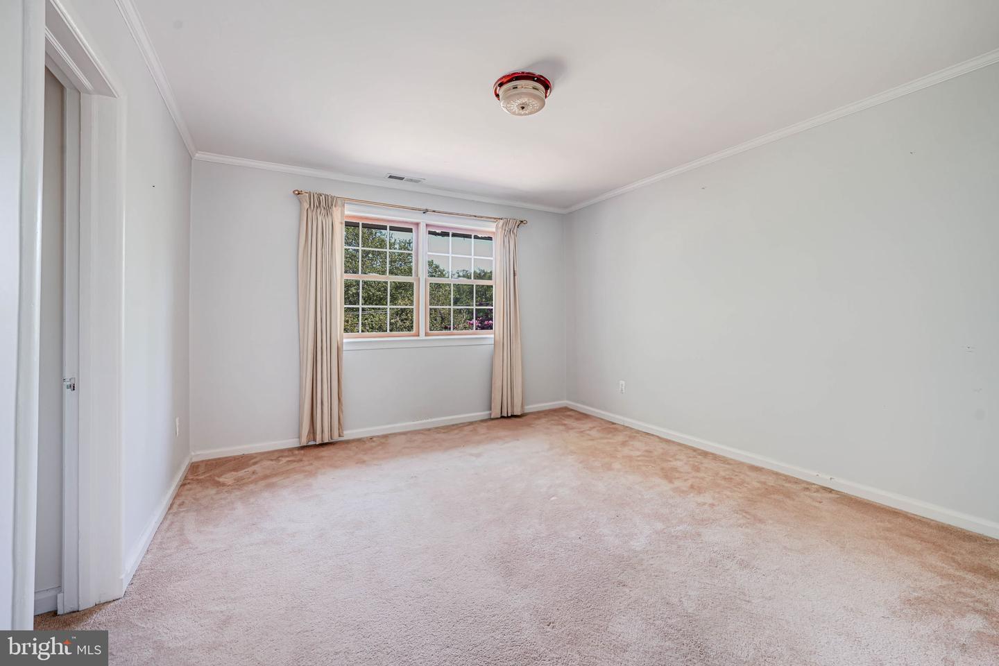 3460 GLAVIS RD, FALLS CHURCH, Virginia 22044, 4 Bedrooms Bedrooms, ,3 BathroomsBathrooms,Residential,For sale,3460 GLAVIS RD,VAFX2238772 MLS # VAFX2238772