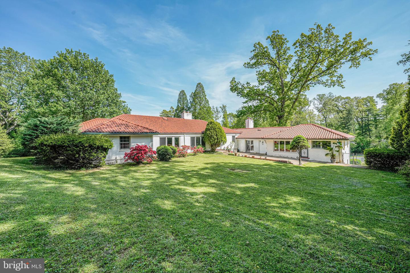 3460 GLAVIS RD, FALLS CHURCH, Virginia 22044, 4 Bedrooms Bedrooms, ,3 BathroomsBathrooms,Residential,For sale,3460 GLAVIS RD,VAFX2238772 MLS # VAFX2238772