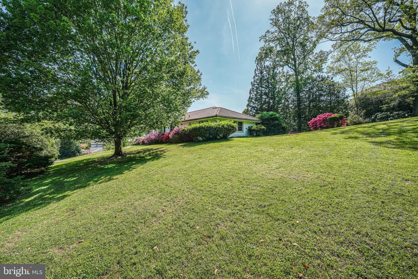 3460 GLAVIS RD, FALLS CHURCH, Virginia 22044, 4 Bedrooms Bedrooms, ,3 BathroomsBathrooms,Residential,For sale,3460 GLAVIS RD,VAFX2238772 MLS # VAFX2238772