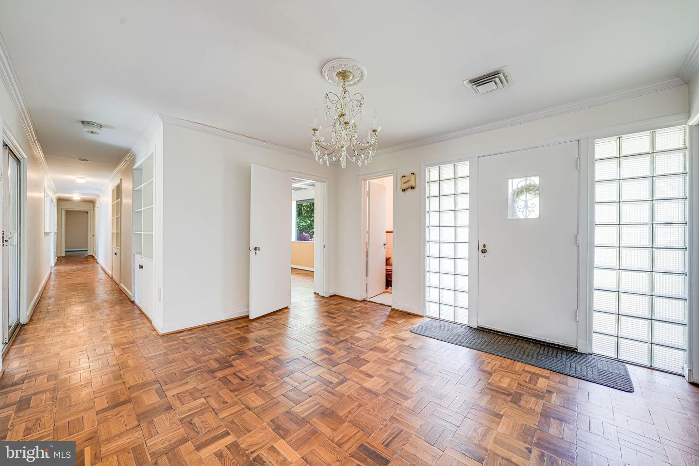 3460 GLAVIS RD, FALLS CHURCH, Virginia 22044, 4 Bedrooms Bedrooms, ,3 BathroomsBathrooms,Residential,For sale,3460 GLAVIS RD,VAFX2238772 MLS # VAFX2238772