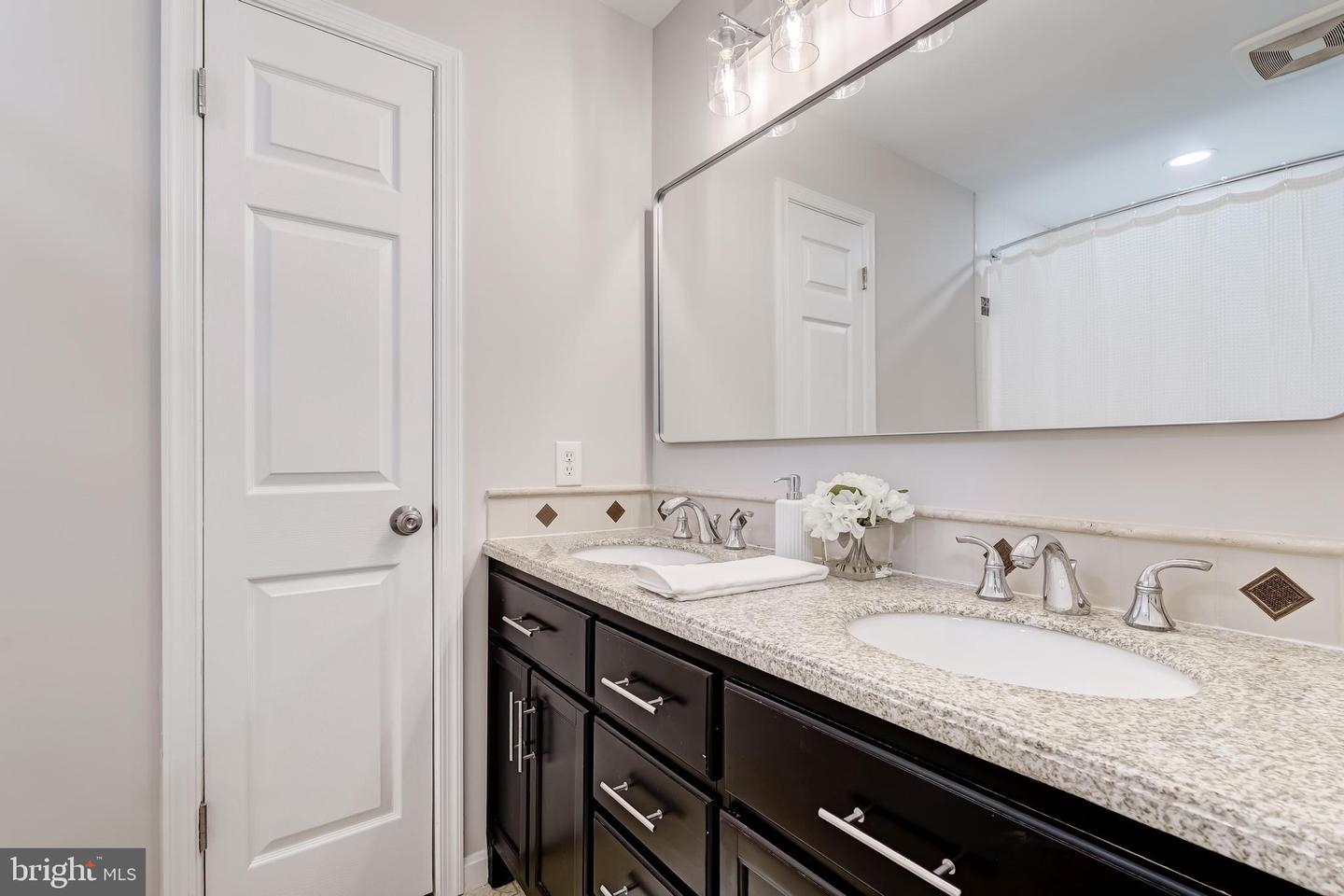 6488 DAVIS FORD RD, MANASSAS, Virginia 20111, 4 Bedrooms Bedrooms, ,3 BathroomsBathrooms,Residential,For sale,6488 DAVIS FORD RD,VAPW2094052 MLS # VAPW2094052