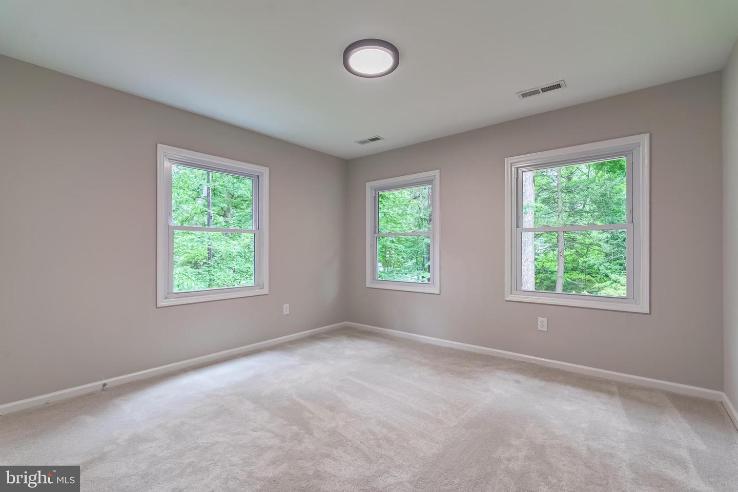 6488 DAVIS FORD RD, MANASSAS, Virginia 20111, 4 Bedrooms Bedrooms, ,3 BathroomsBathrooms,Residential,For sale,6488 DAVIS FORD RD,VAPW2094052 MLS # VAPW2094052