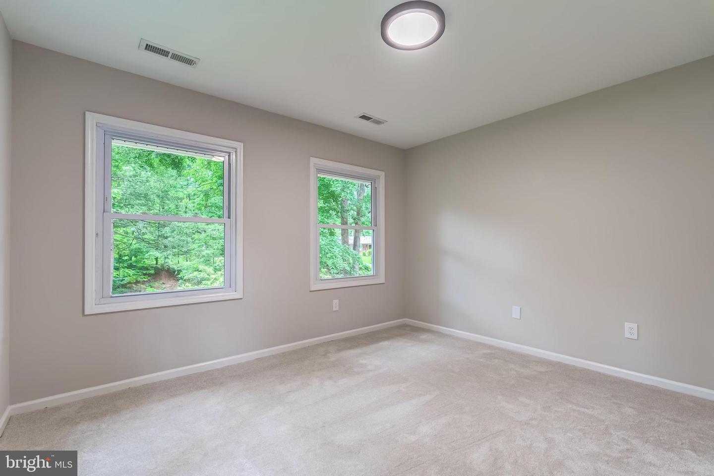 6488 DAVIS FORD RD, MANASSAS, Virginia 20111, 4 Bedrooms Bedrooms, ,3 BathroomsBathrooms,Residential,For sale,6488 DAVIS FORD RD,VAPW2094052 MLS # VAPW2094052