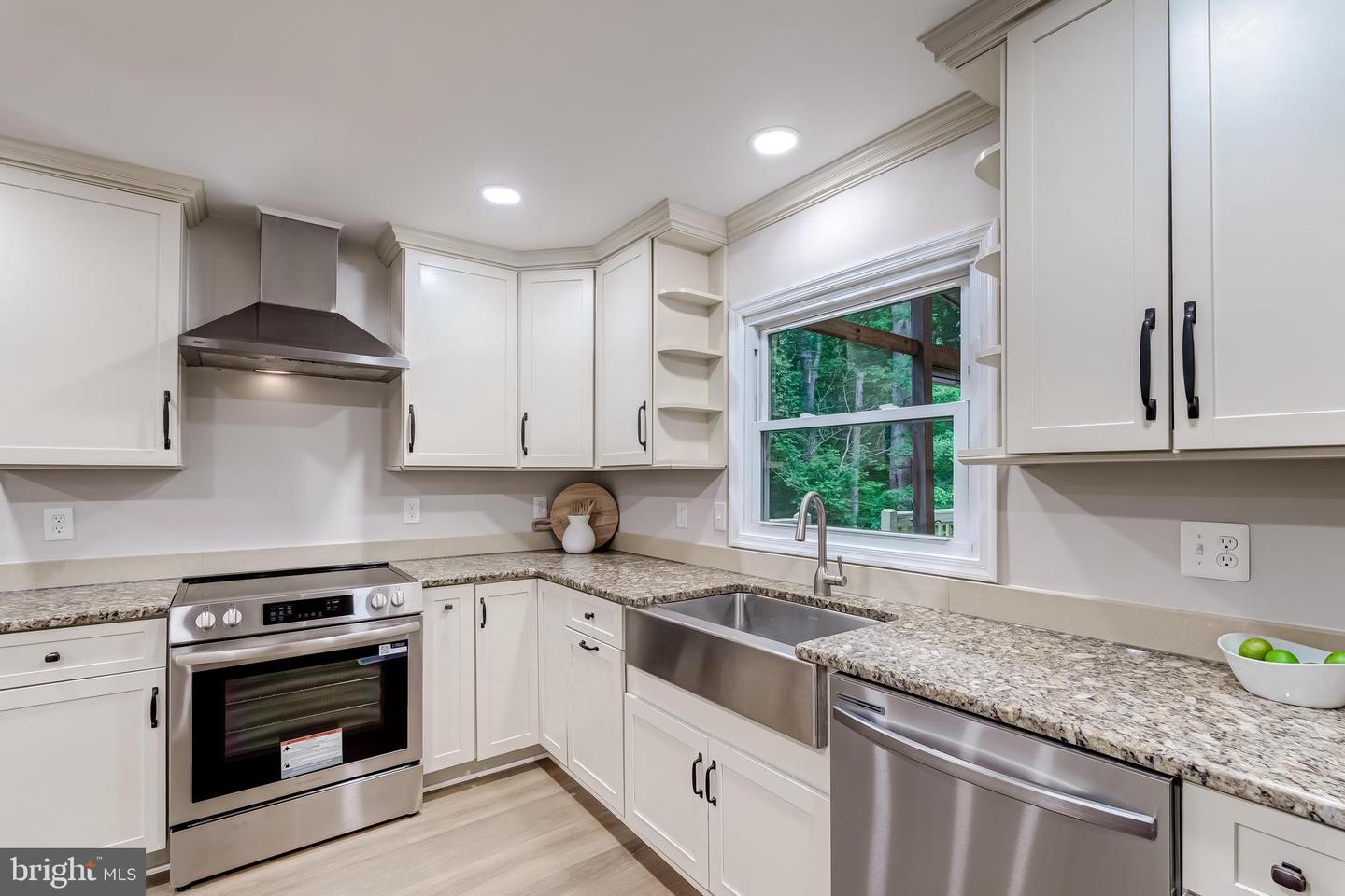 6488 DAVIS FORD RD, MANASSAS, Virginia 20111, 4 Bedrooms Bedrooms, ,3 BathroomsBathrooms,Residential,For sale,6488 DAVIS FORD RD,VAPW2094052 MLS # VAPW2094052