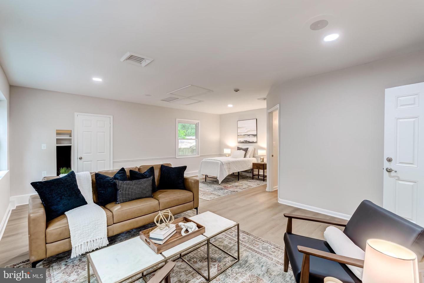 6488 DAVIS FORD RD, MANASSAS, Virginia 20111, 4 Bedrooms Bedrooms, ,3 BathroomsBathrooms,Residential,For sale,6488 DAVIS FORD RD,VAPW2094052 MLS # VAPW2094052