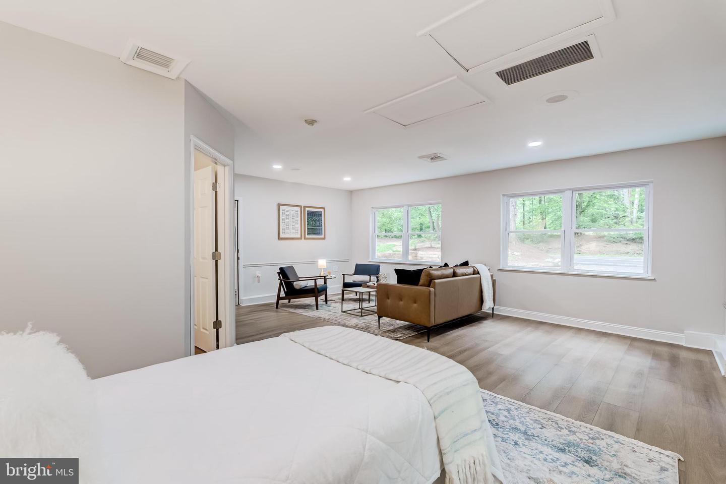 6488 DAVIS FORD RD, MANASSAS, Virginia 20111, 4 Bedrooms Bedrooms, ,3 BathroomsBathrooms,Residential,For sale,6488 DAVIS FORD RD,VAPW2094052 MLS # VAPW2094052